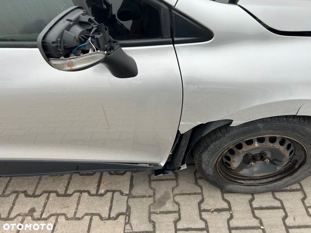 Renault Clio - 15
