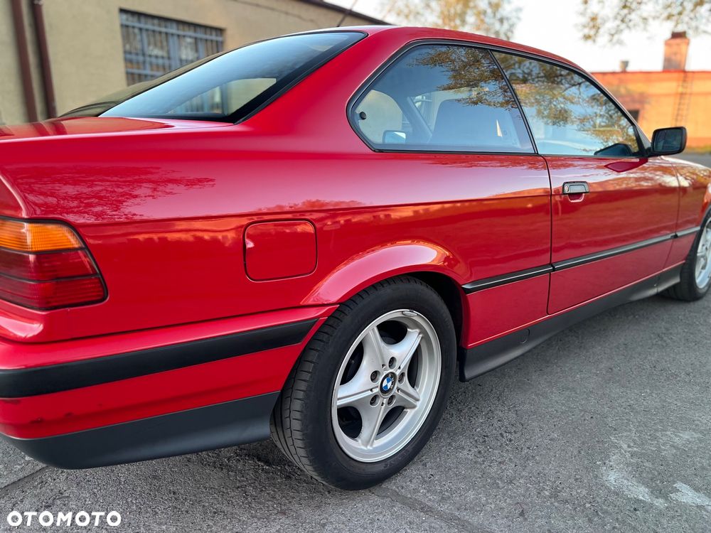 BMW Seria 3 316i - 14