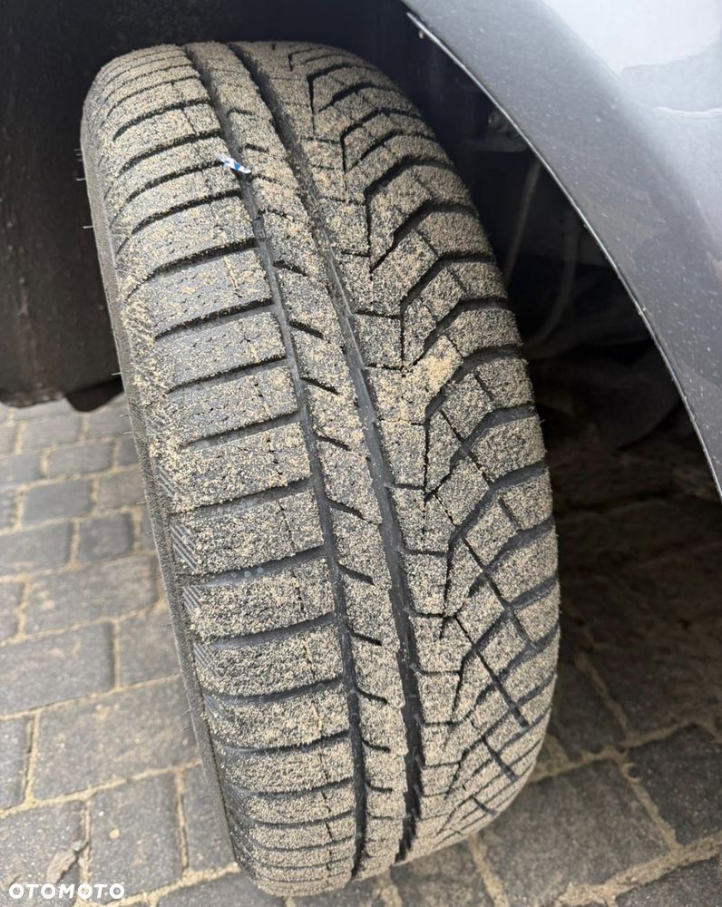 Volkswagen Multivan - 27