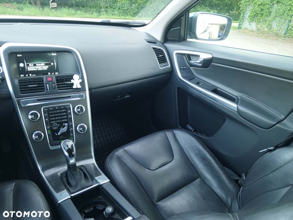 Volvo XC 60 - 11