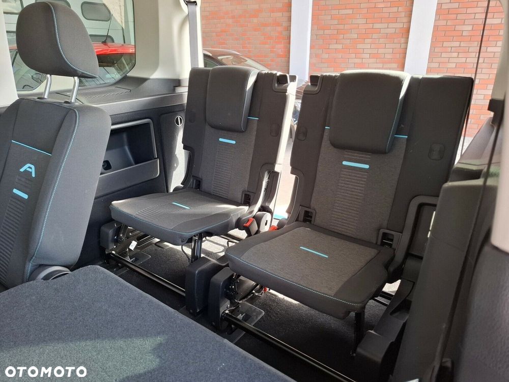 Ford Tourneo Connect 1.5 EcoBoost Active - 19