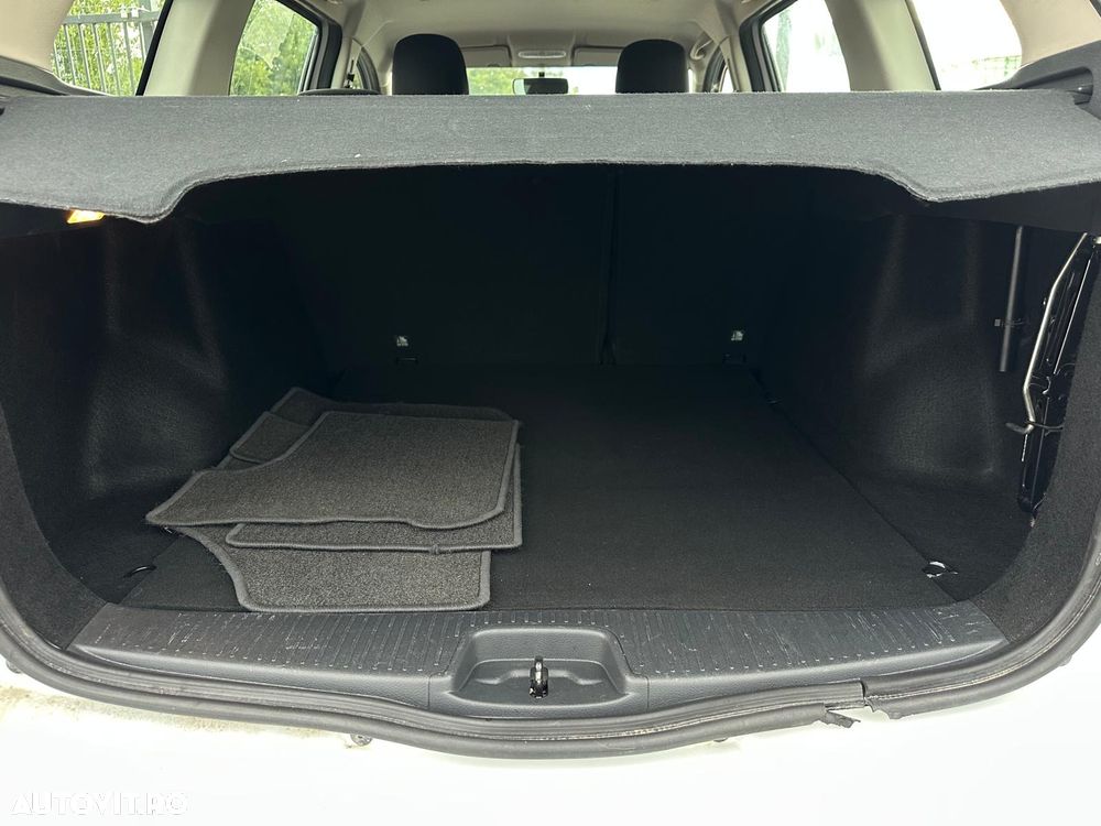 Dacia Logan MCV dCi 90 Prestige - 13