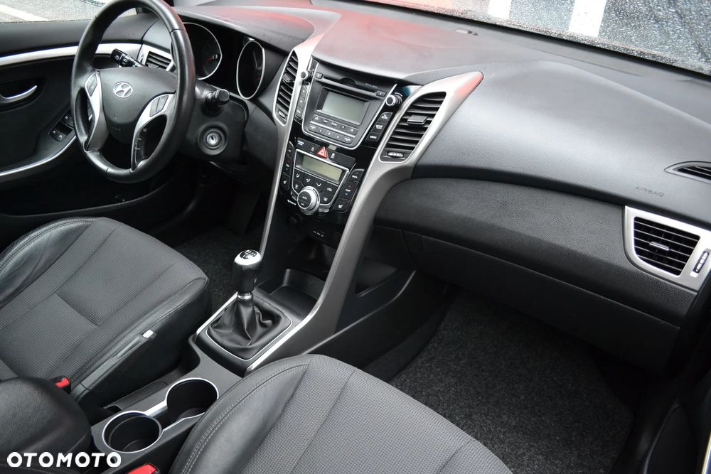 Hyundai i30 1.4 Advantage - 8