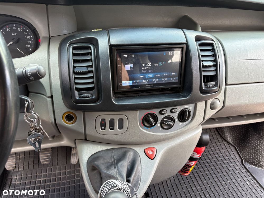 Renault TRAFIC - 11