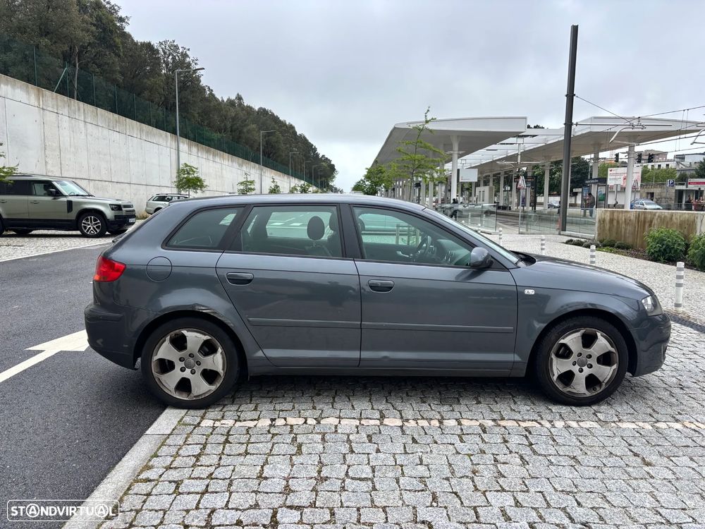 Audi A3 Sportback 1.6 FSi - 4