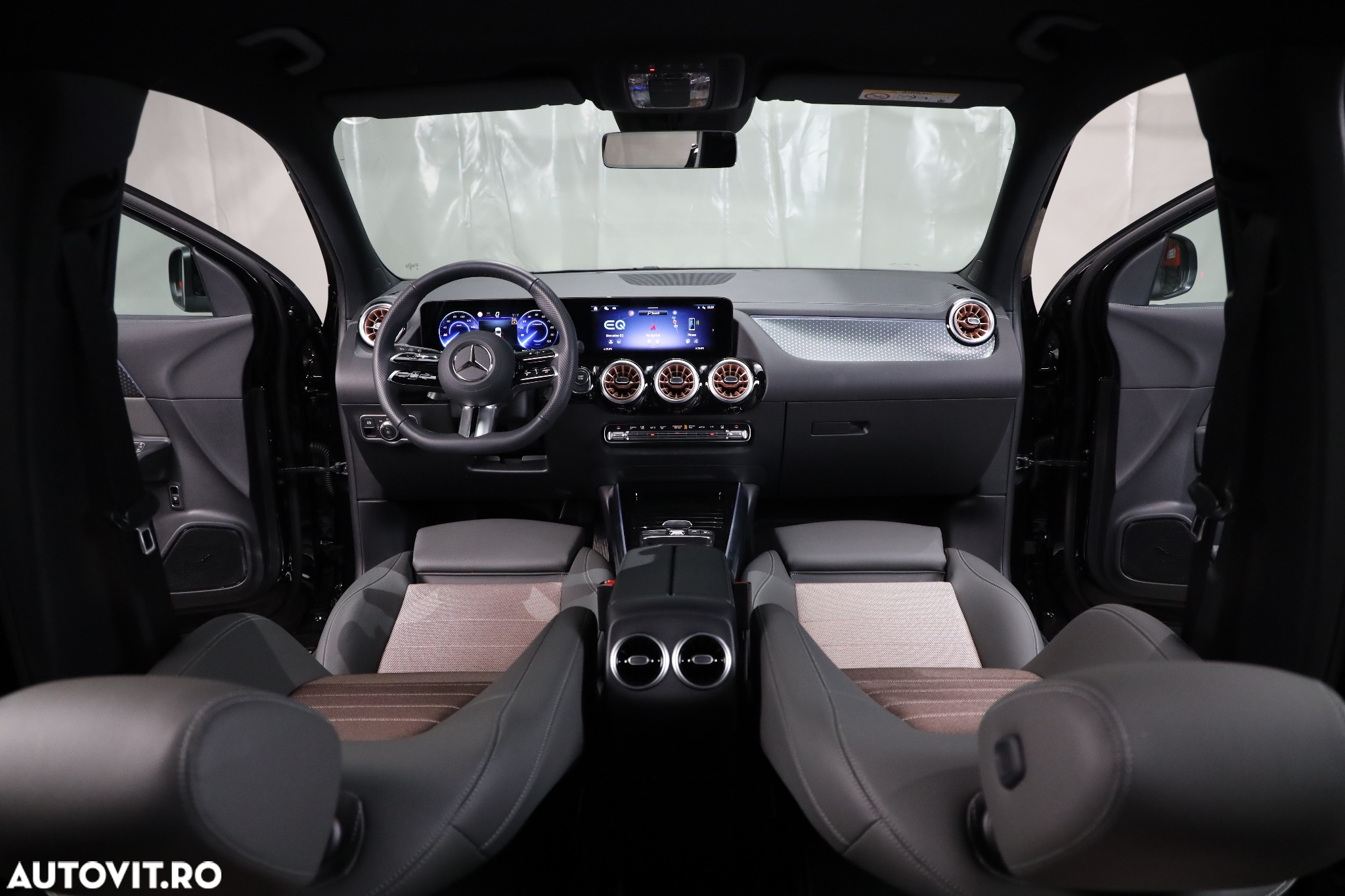 Mercedes-Benz EQA 300 4MATIC - 12