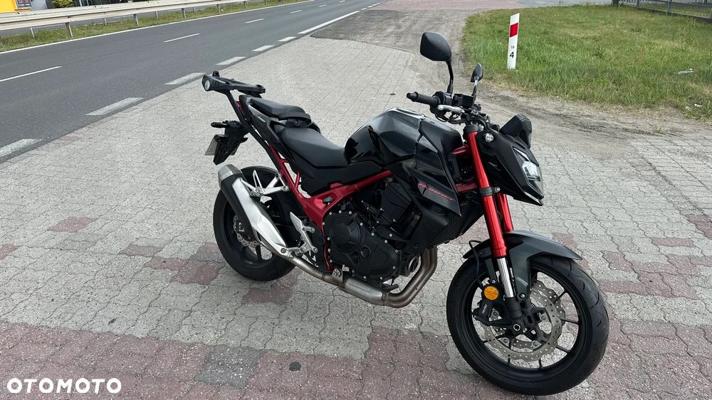 Honda CB - 11