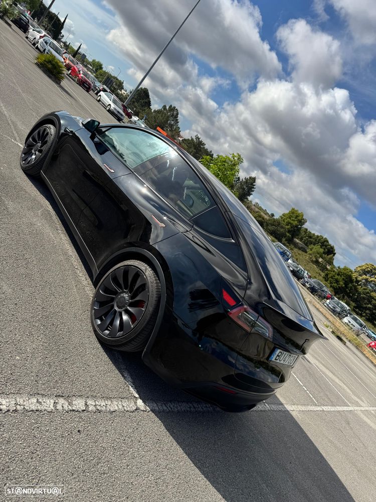 Tesla Model Y Performance Dual Motor AWD - 2
