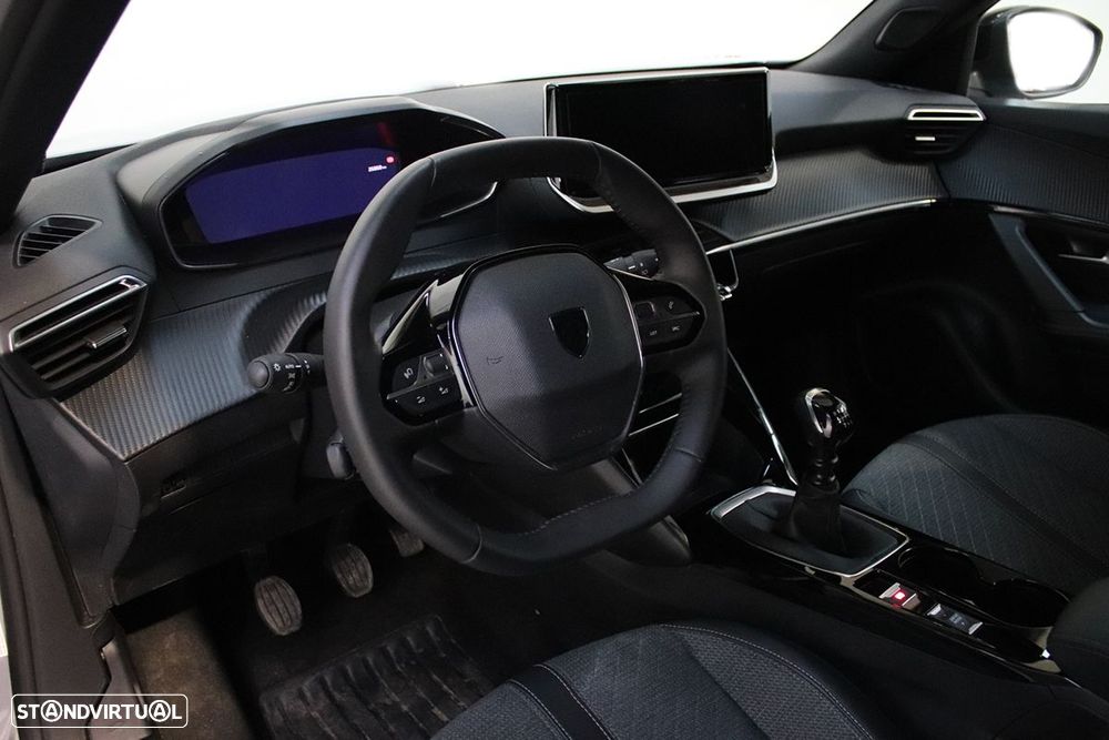 Peugeot 2008 1.2 PureTech Allure - 6