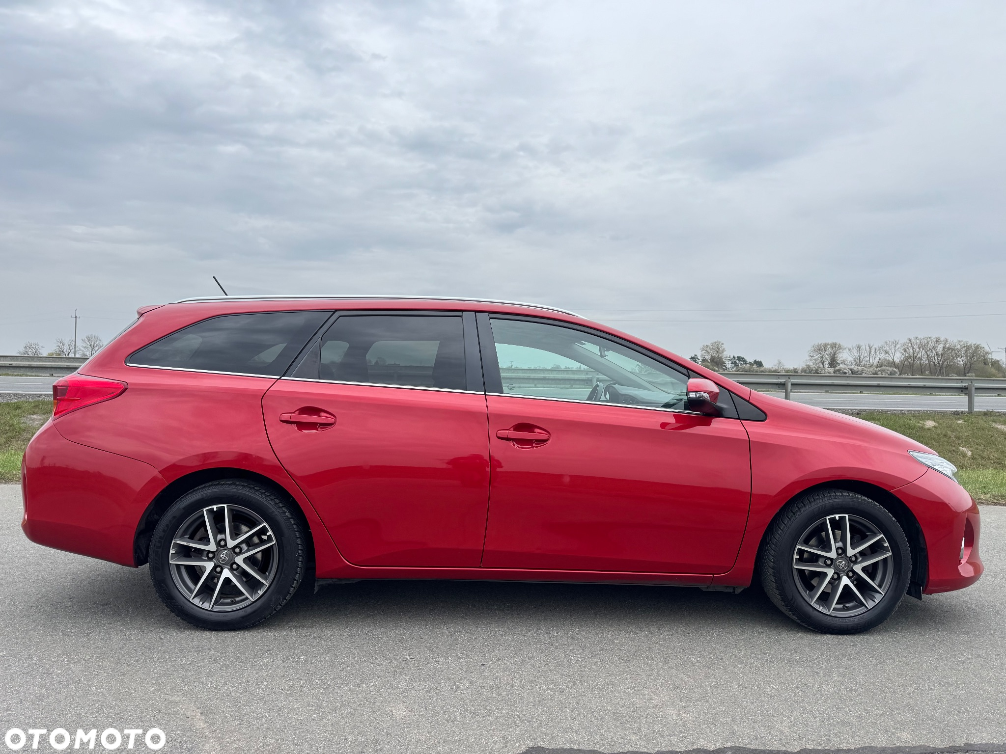 Toyota Auris 1.33 Dual-VVT-i Touring Sports Edition - 11