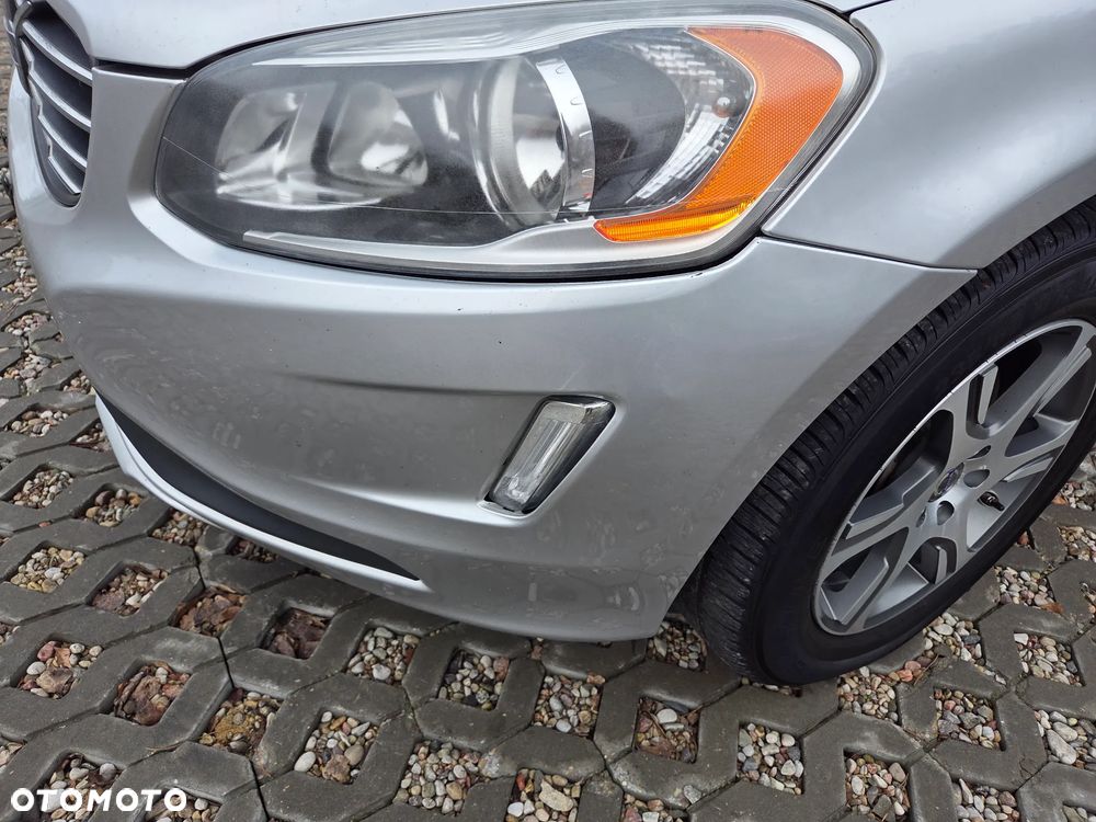 Volvo XC 60 T6 AWD Momentum - 32