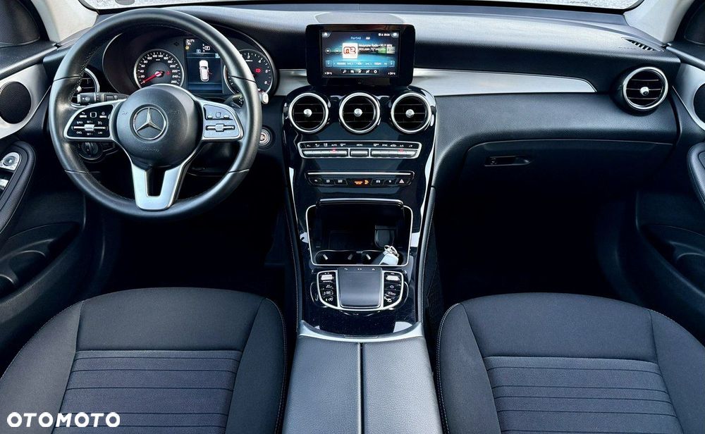 Mercedes-Benz GLC 300 d 4Matic 9G-TRONIC - 11