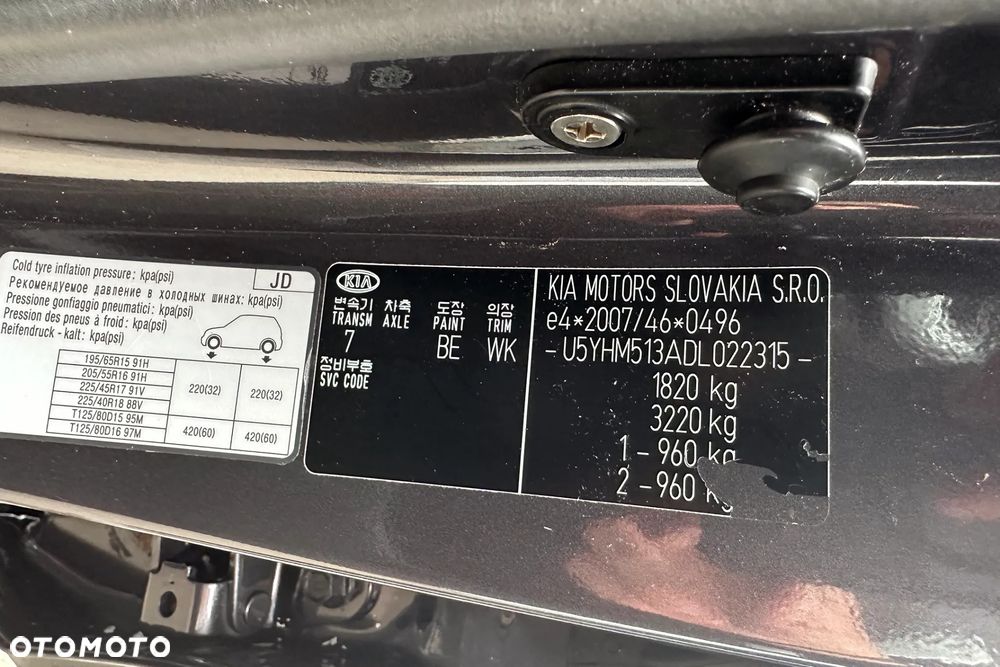 Kia Ceed - 38