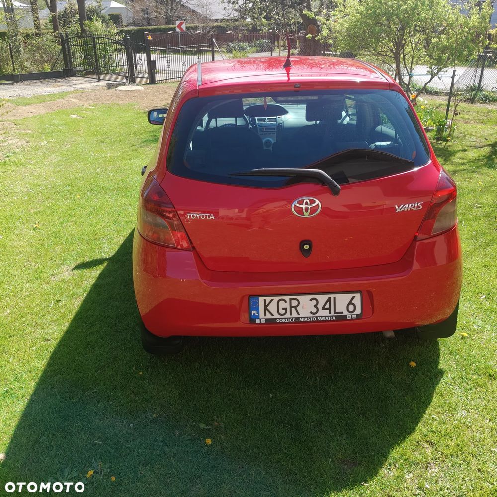 Toyota Yaris 1.0 VVT-i Life - 4
