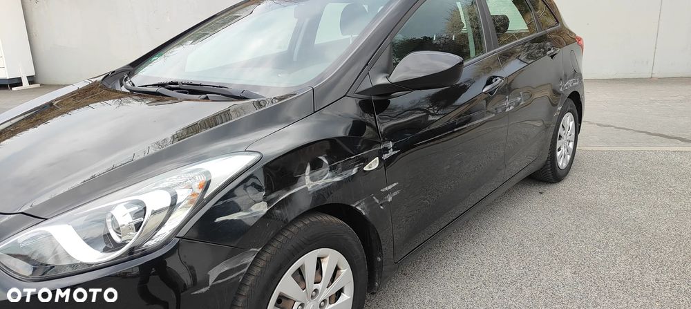 Hyundai i30 blue Kombi 1.4 Style - 5