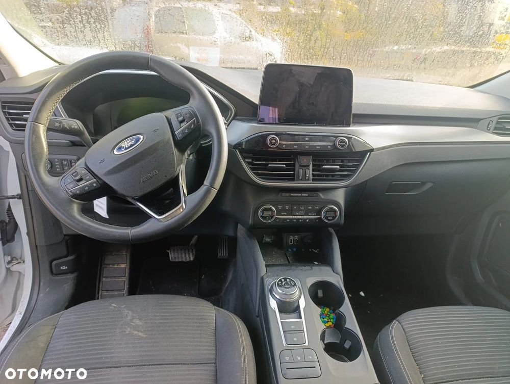 Ford Kuga 2.5 Duratec FHEV TITANIUM - 10