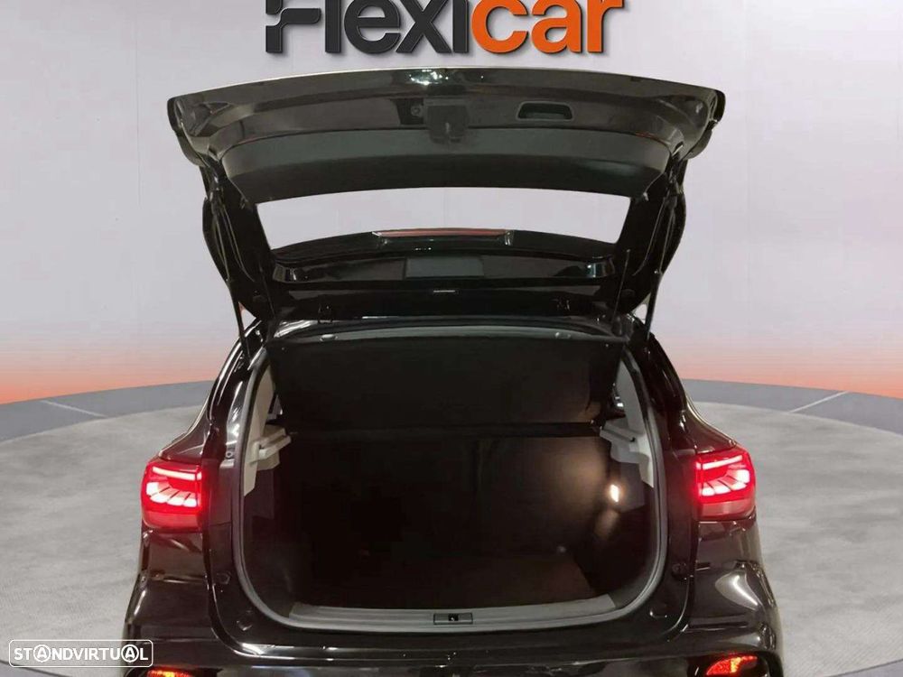 MG ZS EV 72.6 kWh Luxury OBC 11 kW - 17