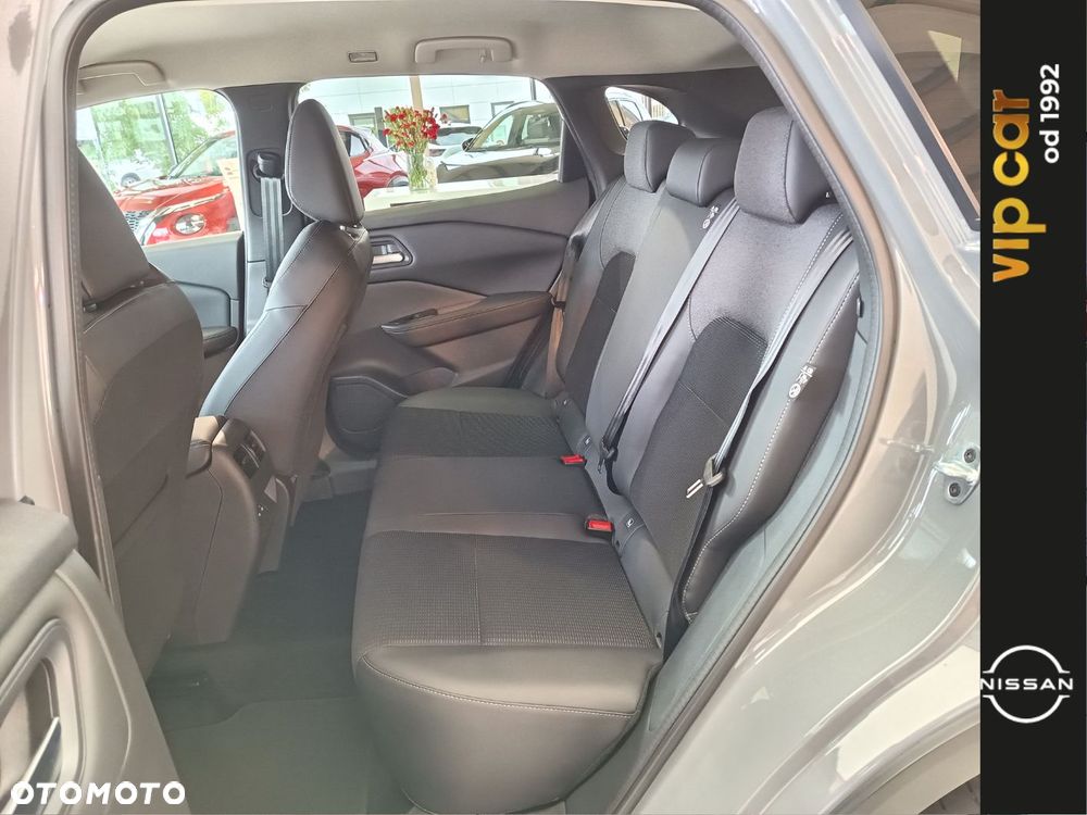 Nissan Qashqai 1.3 DIG-T mHEV N-Connecta Xtronic - 9
