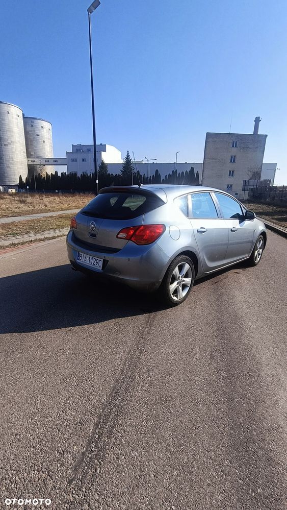 Opel Astra - 6