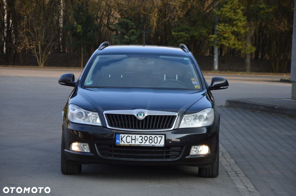 Skoda Octavia 1.6 TDI DPF Elegance - 9