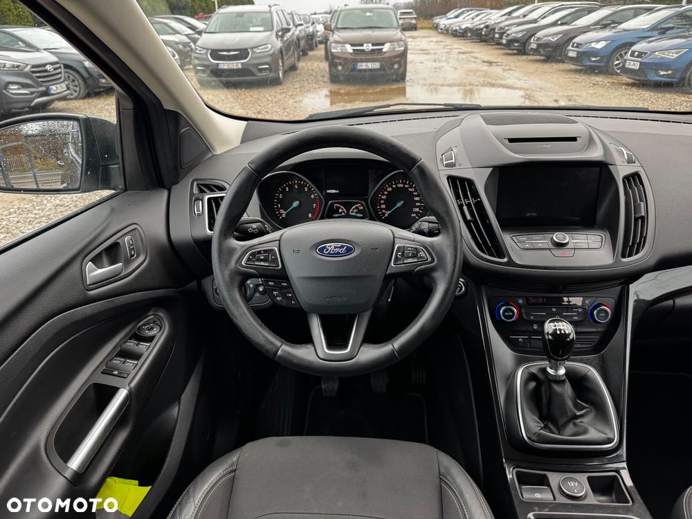 Ford Kuga 1.5 EcoBoost 2x4 Titanium - 33
