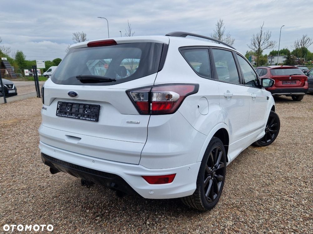 Ford Kuga 1.5 EcoBoost 2x4 ST-Line - 27