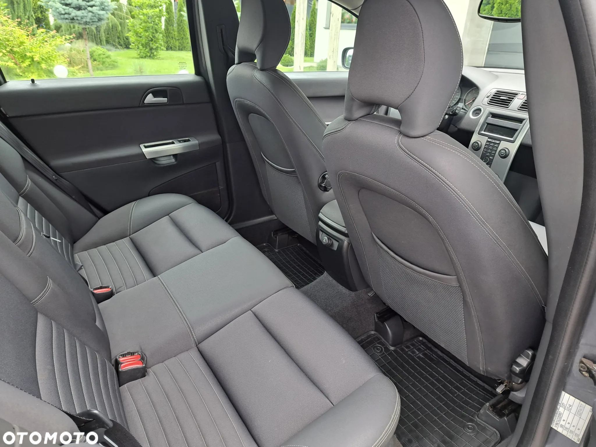 Volvo V50 1.8 - 12