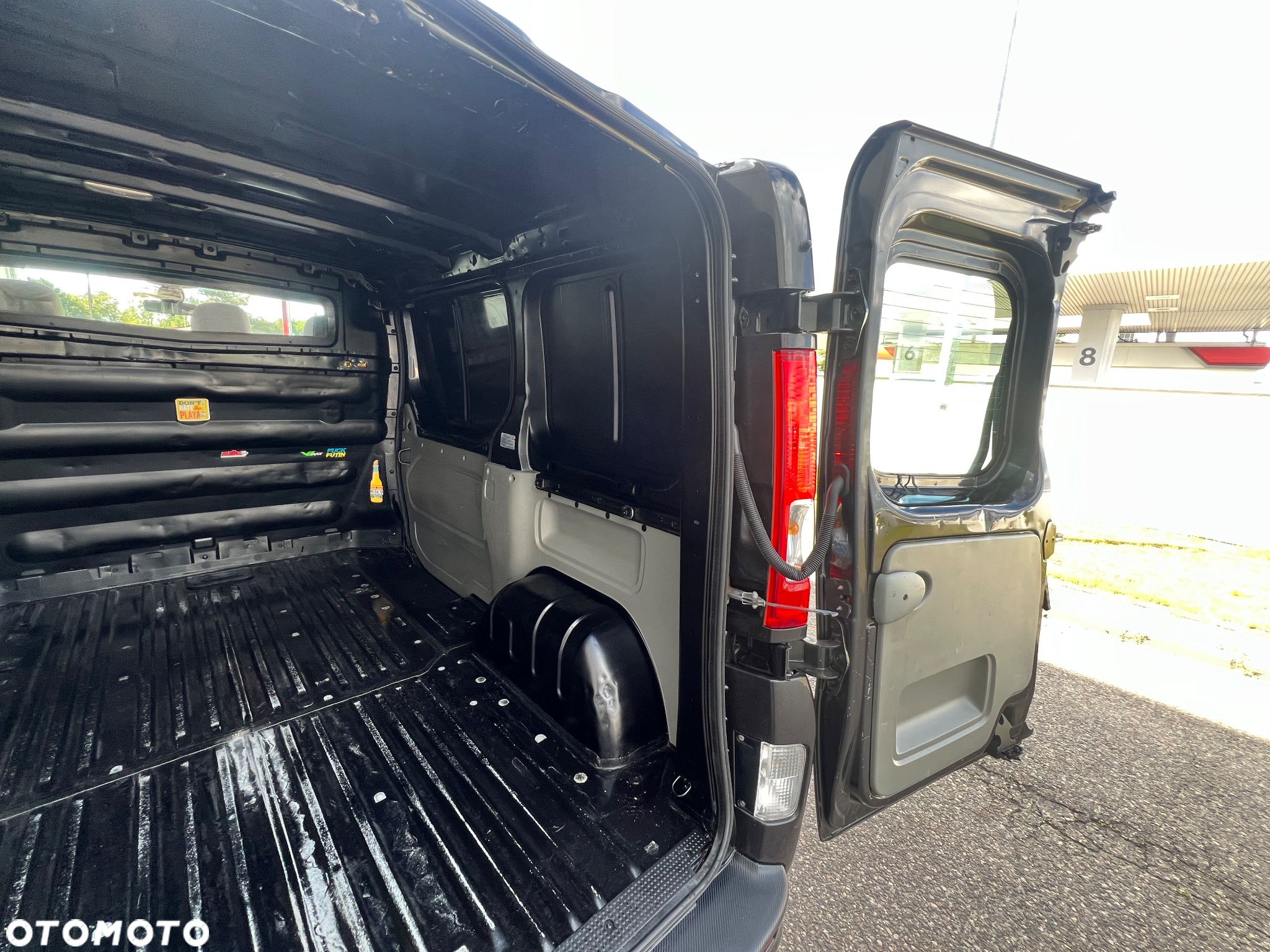 Opel VIVARO - 26