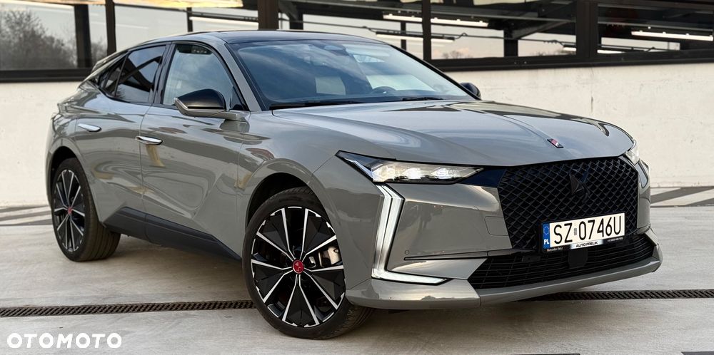DS Automobiles DS 4 1.6 E-Tense Performance Line + - 7