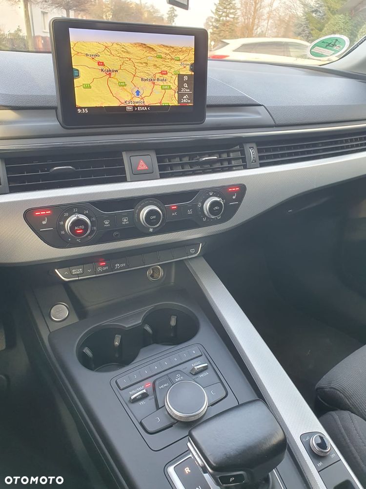 Audi A4 Avant 2.0 TDI ultra S tronic - 11