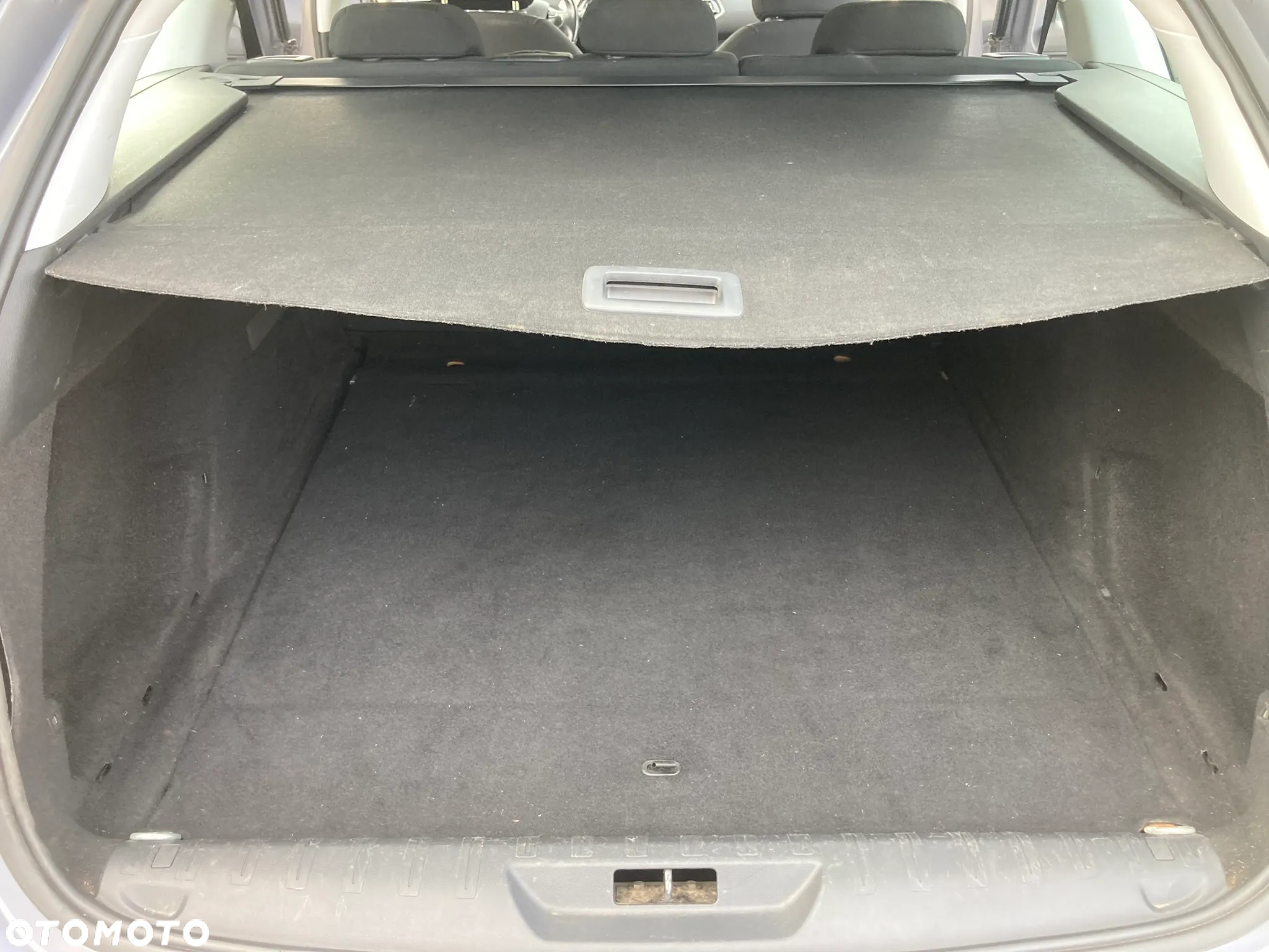 Peugeot 308 SW 1.6 HDi Access - 23