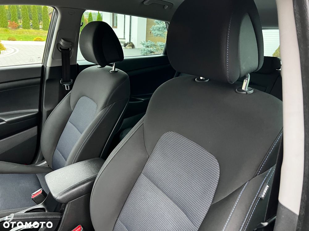Hyundai Tucson blue 1.6 GDi 2WD Navi - 18