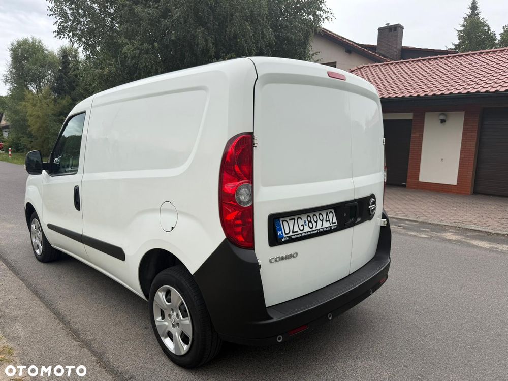 Opel Combo - 8