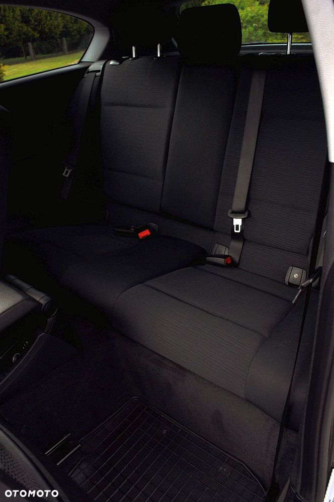 BMW Seria 1 116i - 12