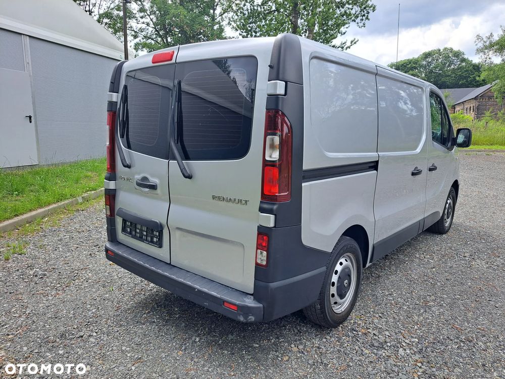 Renault Trafic Combi L1H1 Authentique - 5