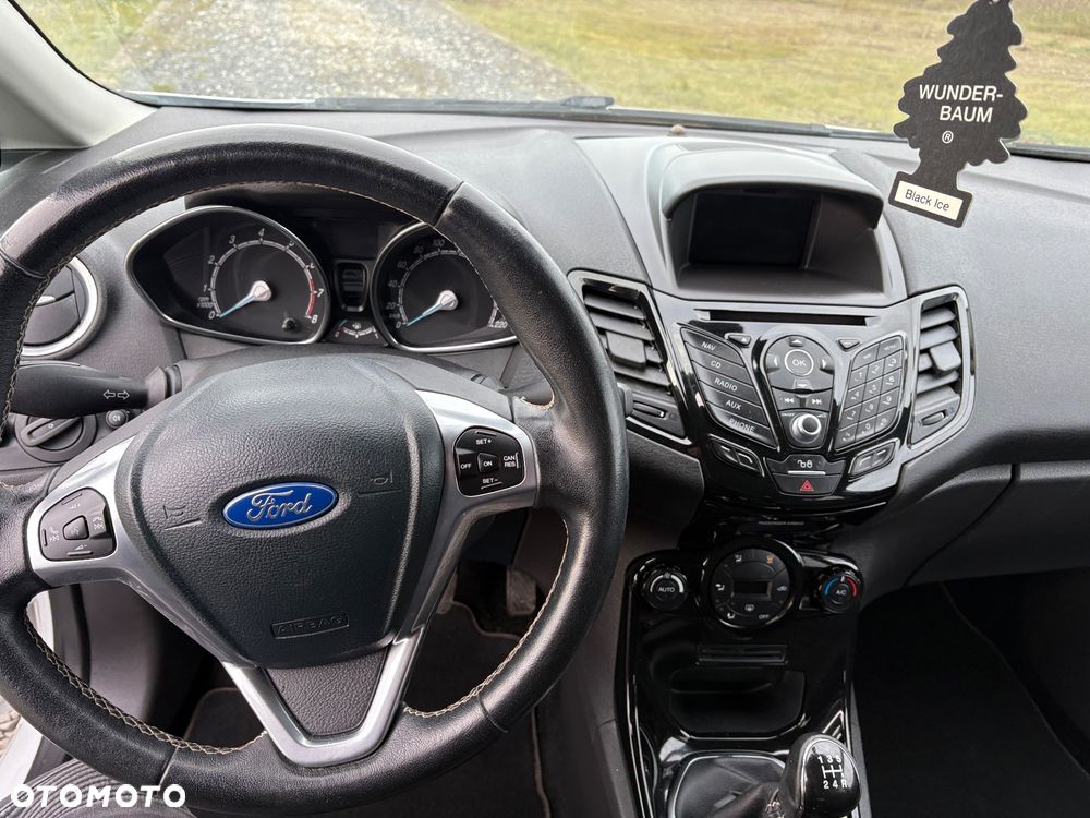 Ford Fiesta 1.25 Titanium EU5 - 28