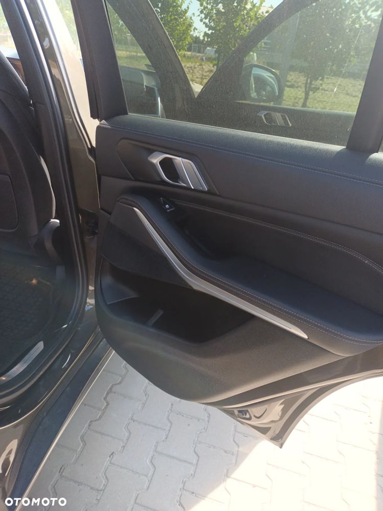 BMW X5 xDrive30d - 16