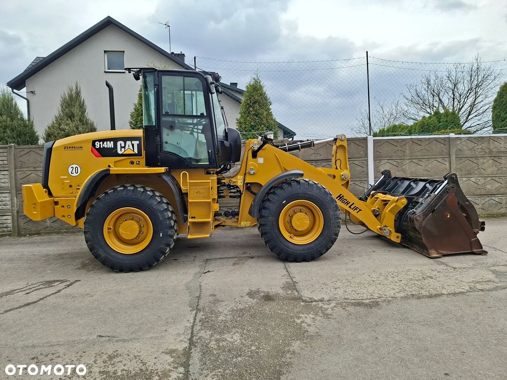 Caterpillar CAT 914 M - 9