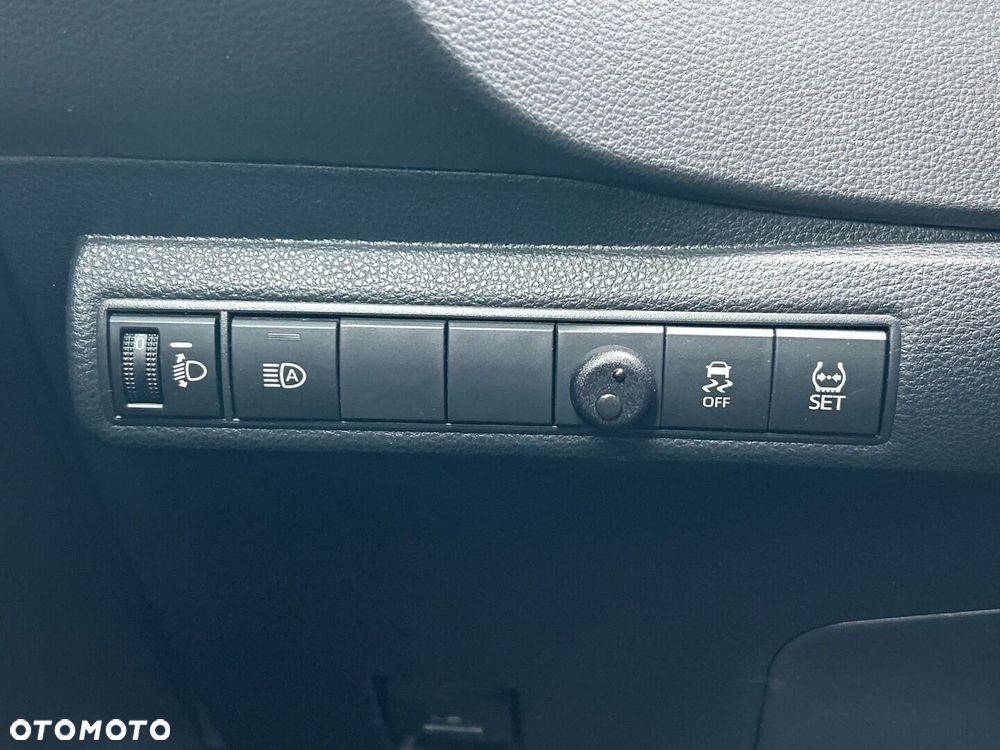 Toyota Corolla 1.8 Hybrid Comfort - 18