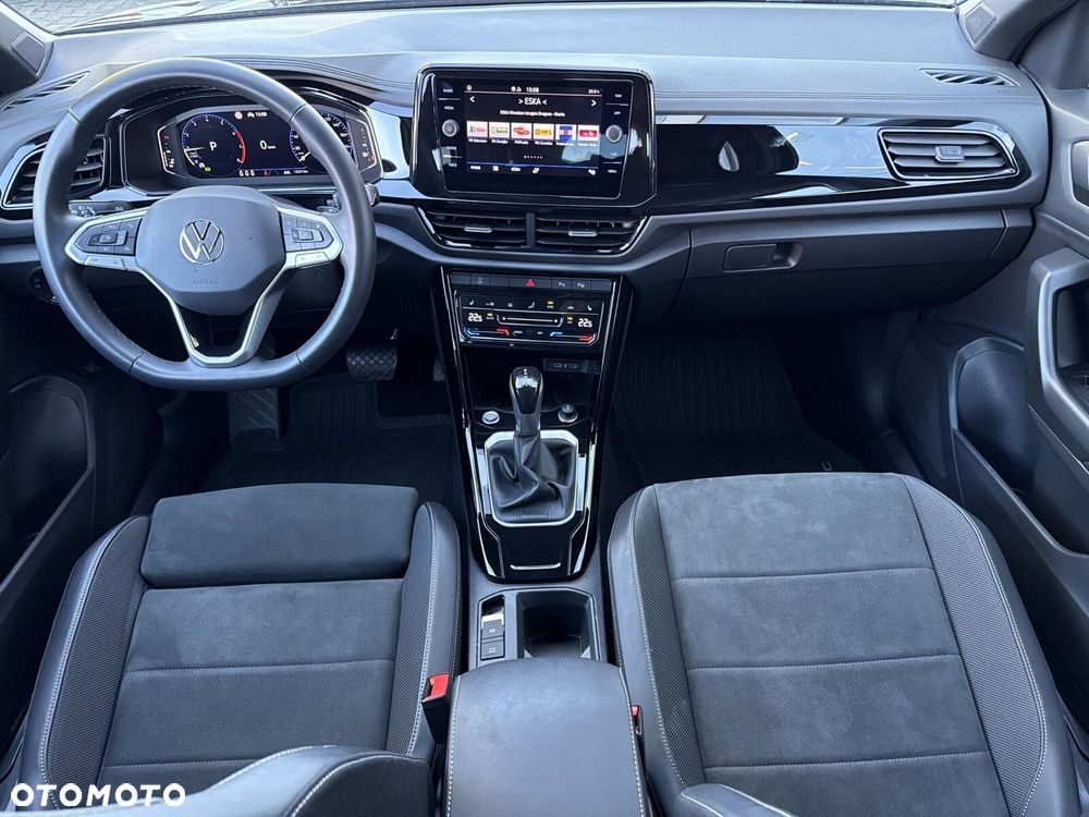 Volkswagen T-Roc - 11