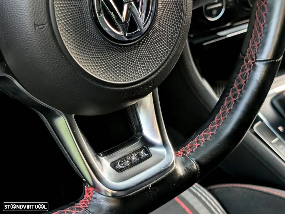 VW Golf 2.0 TSI GTI DSG Performance - 16