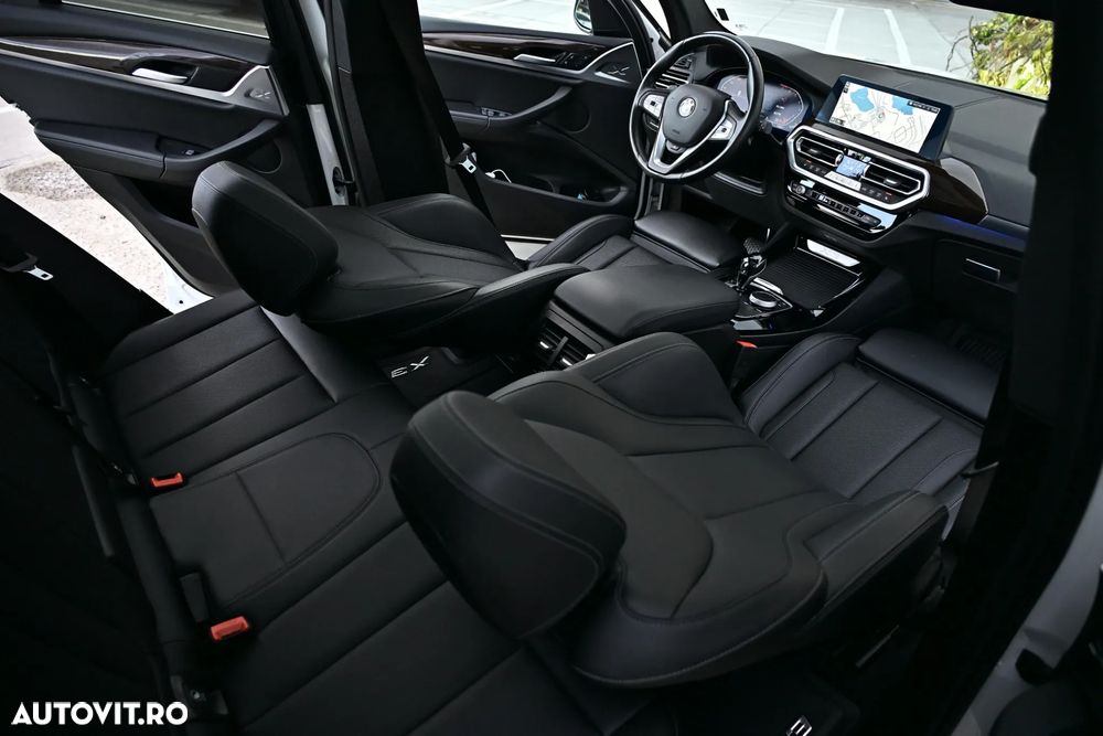 BMW X3 xDrive30i AT - 36
