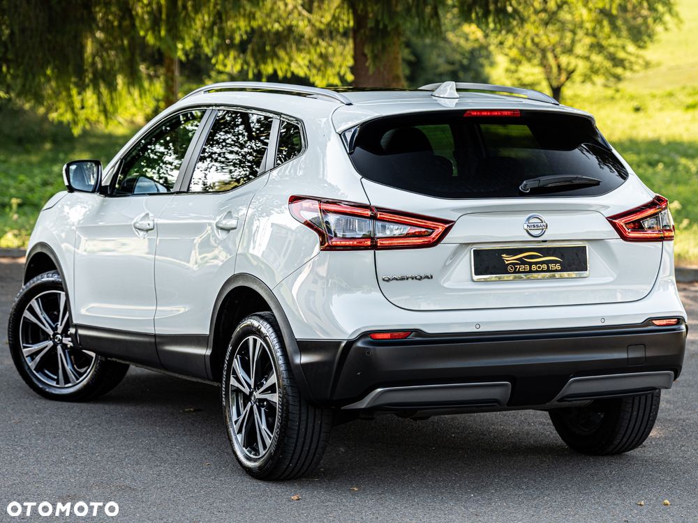 Nissan Qashqai 1.6 DIG-T N-Connecta - 4