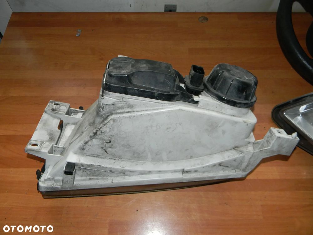 lampa prawa przód SKODA OCTAVIA I LIFT 00-10  EUROPA - 4