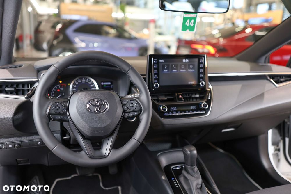 Toyota Corolla 1.8 Hybrid Active - 26