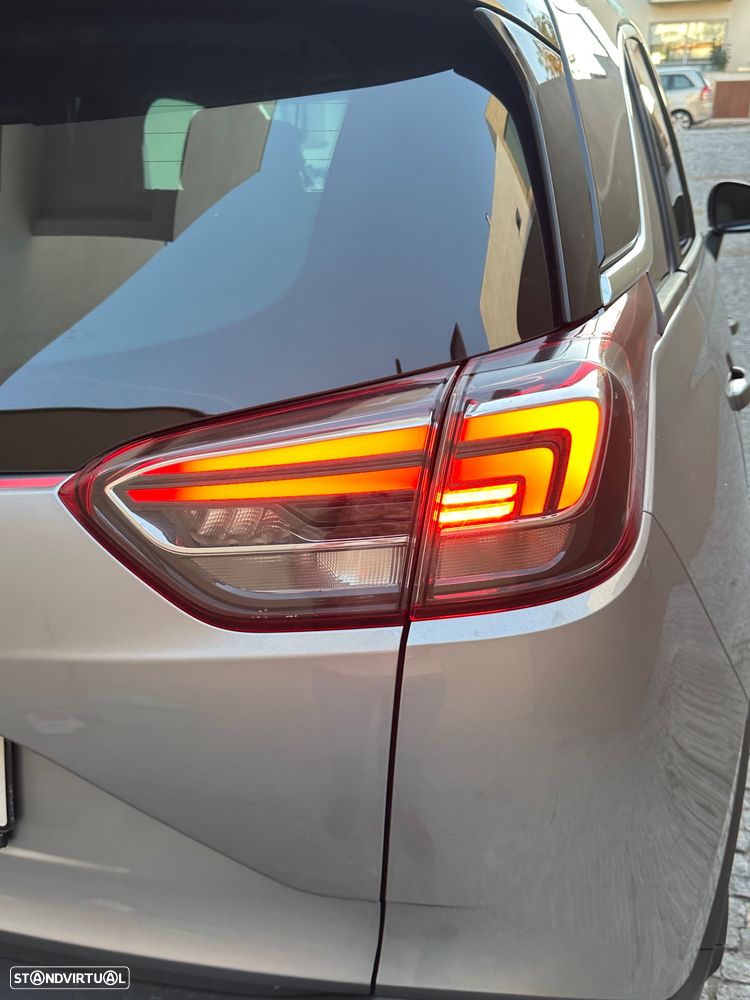 Opel Crossland X 1.2 120 Anos - 13