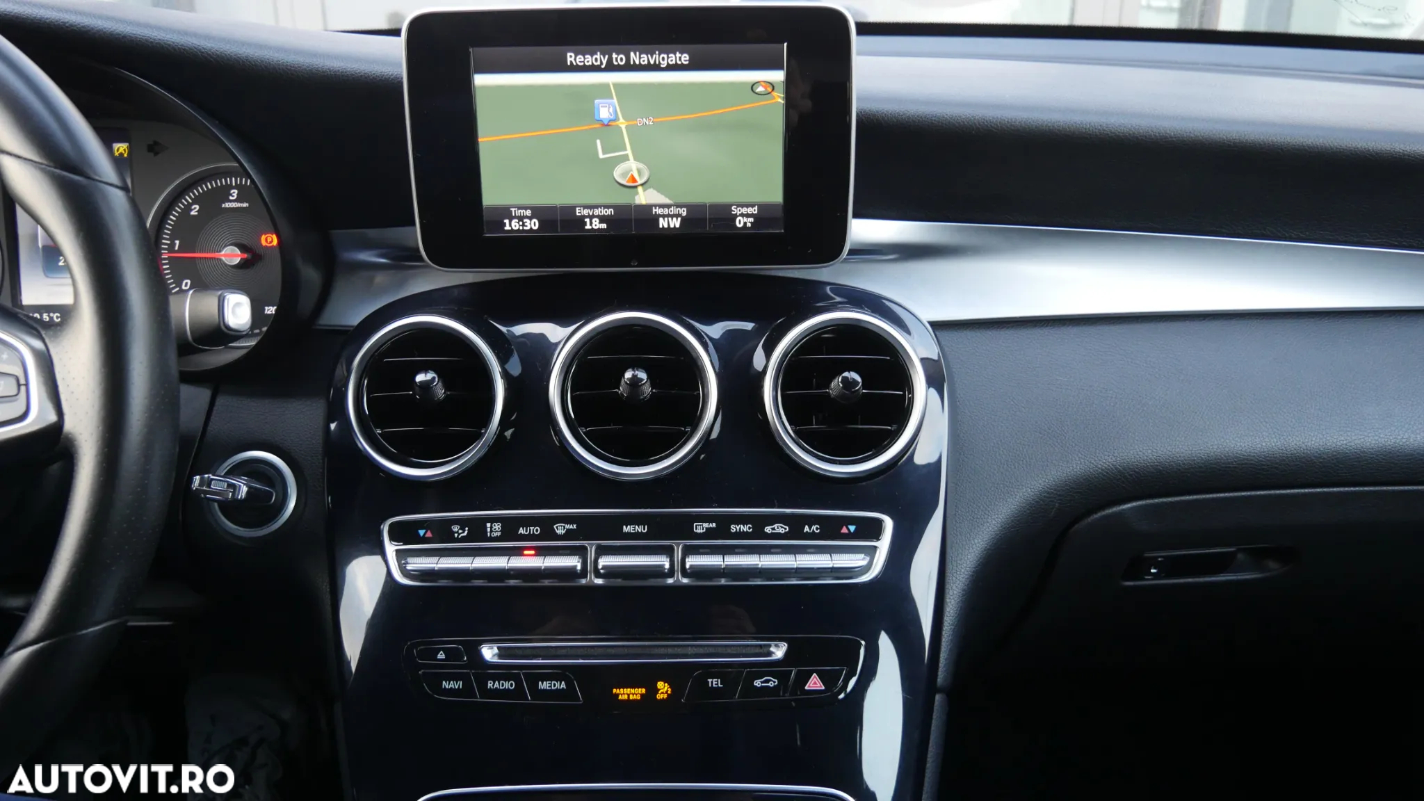 Mercedes-Benz GLC 220 d 4MATIC - 11