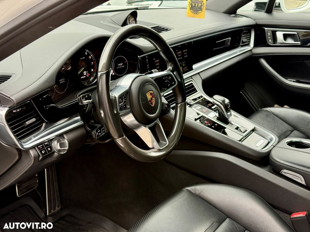 Porsche Panamera 2018 photo 5