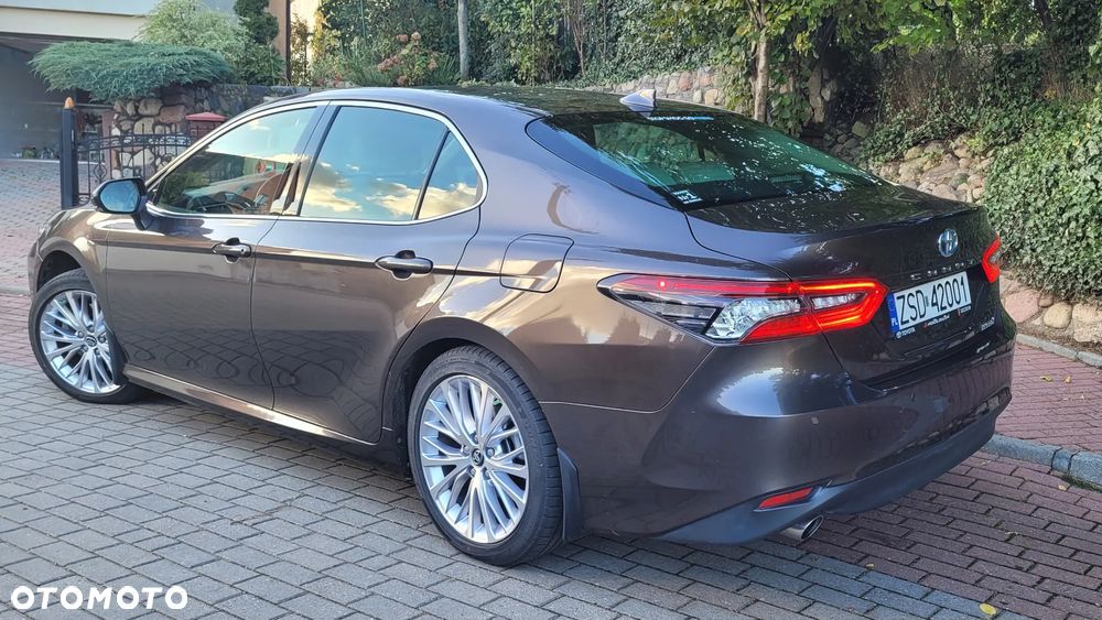 Toyota Camry 2.5 Hybrid Executive CVT - 3