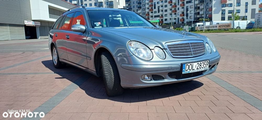 Mercedes-Benz Klasa E 220 CDI T Classic - 2